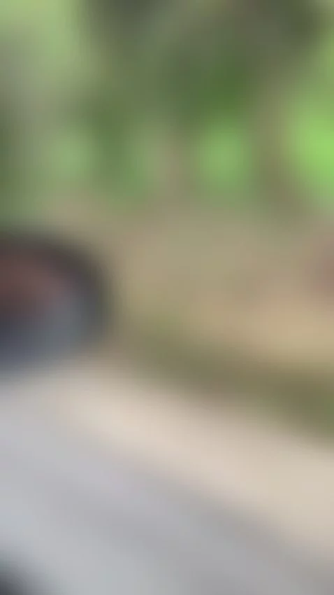 Hii on road! 😏 by cheerrybomb