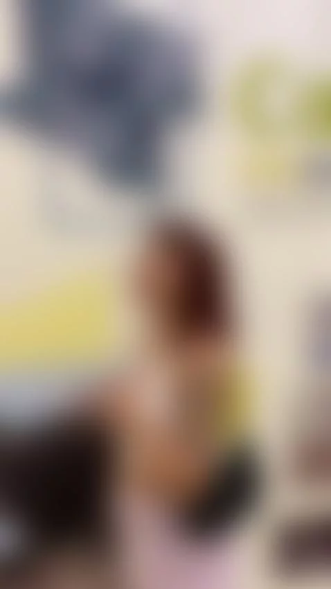 I don’t saw the cam on the wall 😳 by cheerrybomb