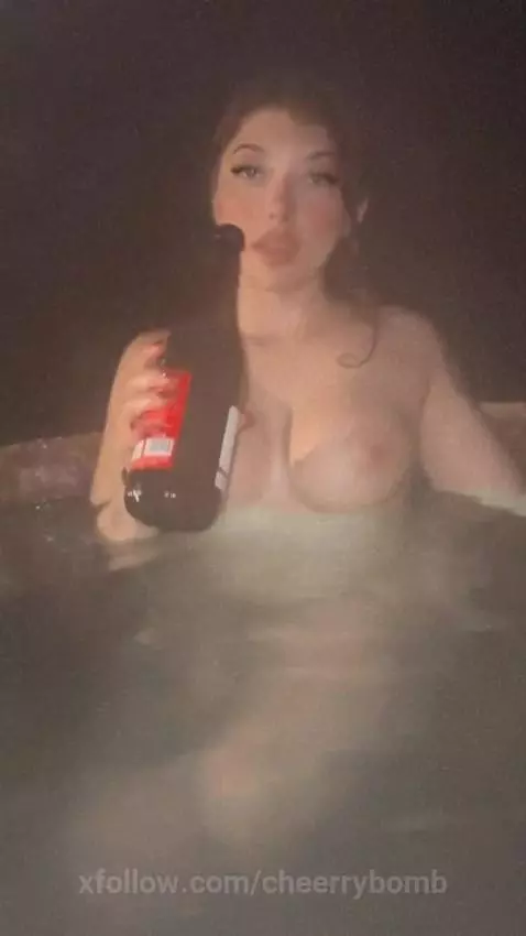 💦😏 by cheerrybomb