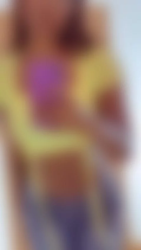 Horny and wanting a cock inside me ❤ by anitahlitman