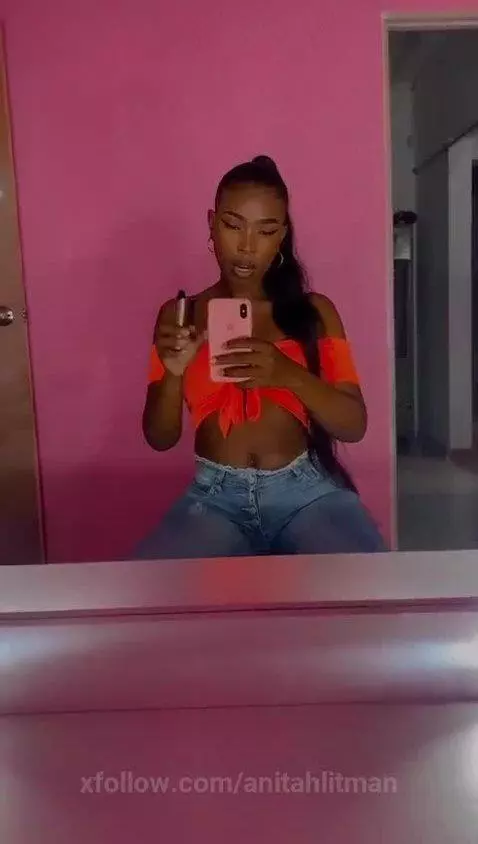 Baby I wanna fuck with me today? ❤ by anitahlitman