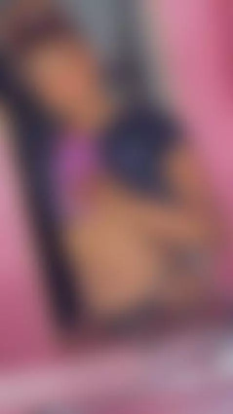 Mirror mirror on the wall whos the hottes of the world 🔥 by anitahlitman