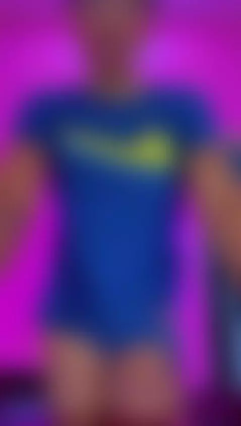 I'm going to send nudys to everyone who says "hi" on my page... by anitahlitman