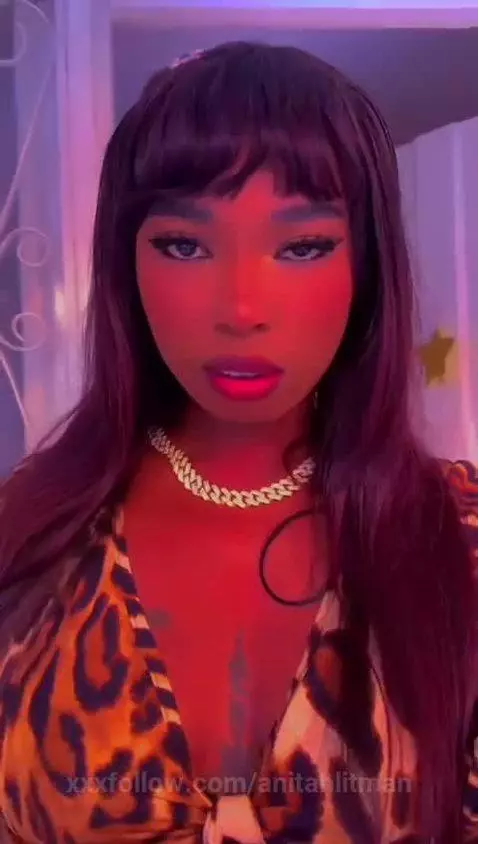 Your queen has returned 👑 by anitahlitman