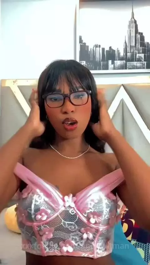 Honey, my lips miss your kisses 💋🍒😘 by anitahlitman