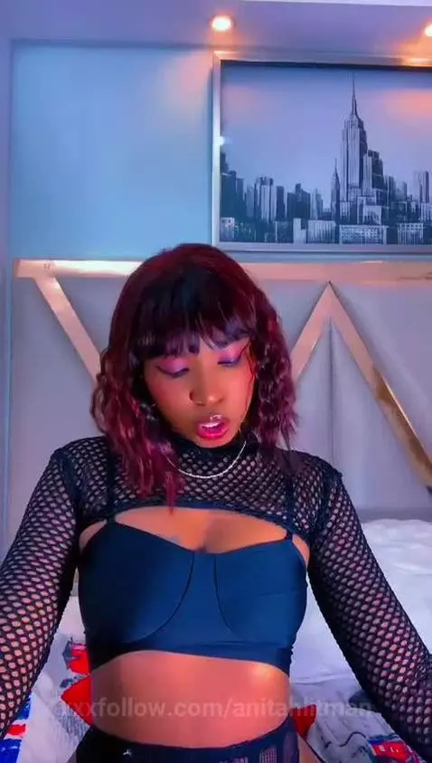 My kisses are something you can resist. 😈🔥 by anitahlitman