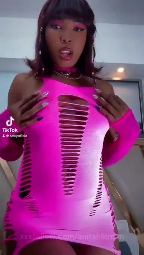 I'm addicted to your body, daddy. 😈🔞 by anitahlitman