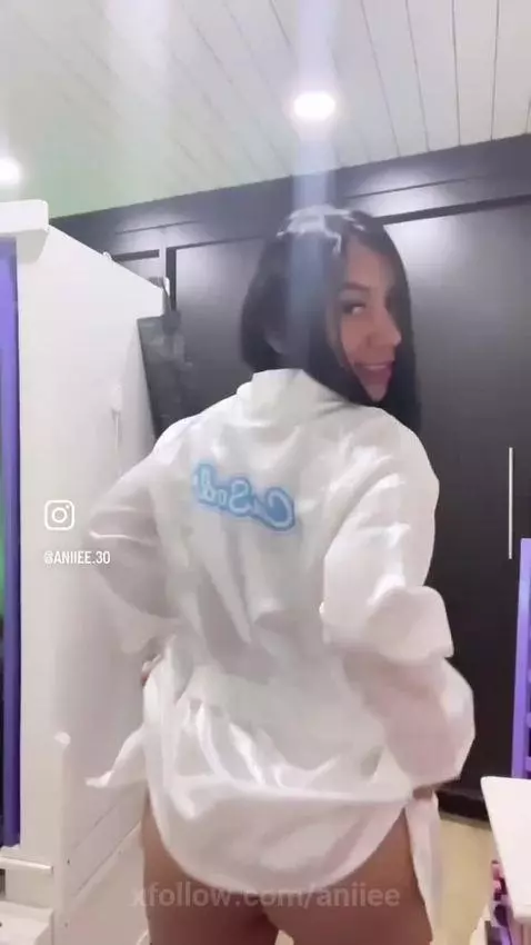 Do you want to have a hot time? 😈 by aniiee