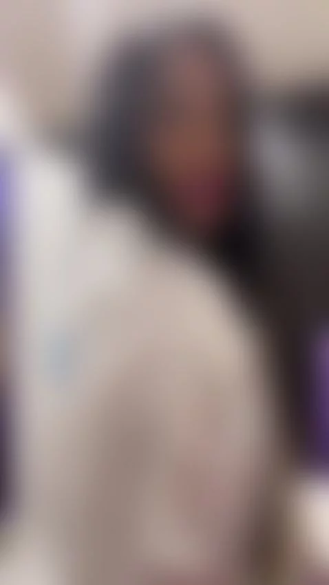 FOLLOW ME ON STREAMING 🫧👅 by aniiee