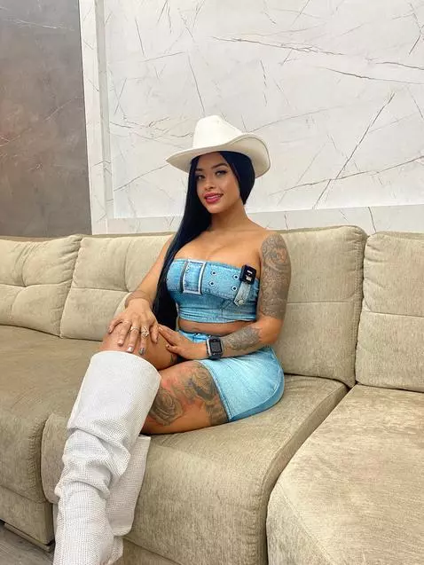 This cowgirl wanna rideeee hahaha 😜🔥 by tattoobabyy