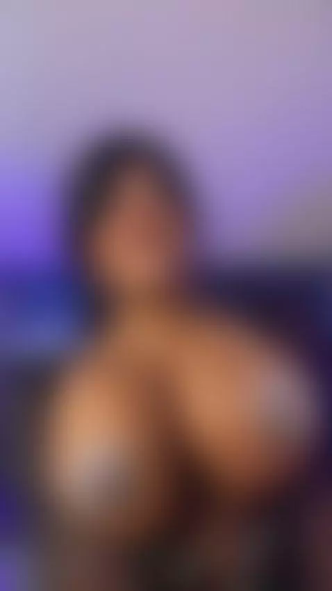 your favorite busty!! Online new today by tattoobabyy