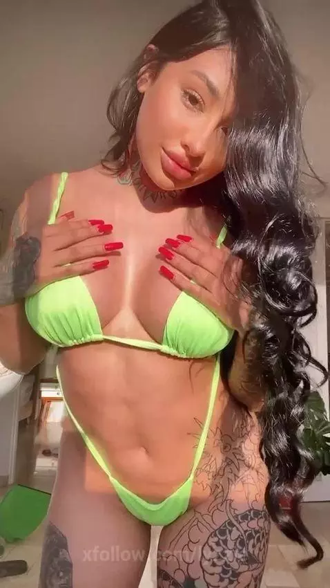 Hey you catch me ! by lyzzie