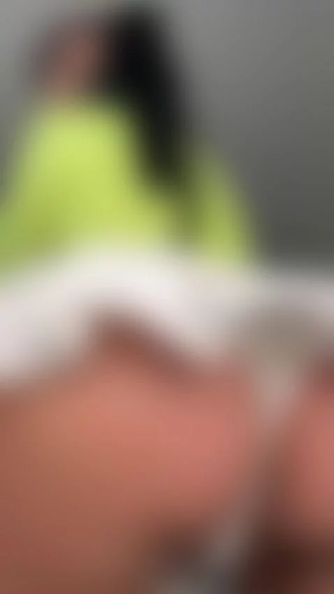 Muévelo lyzzie!🍑 by lyzzie