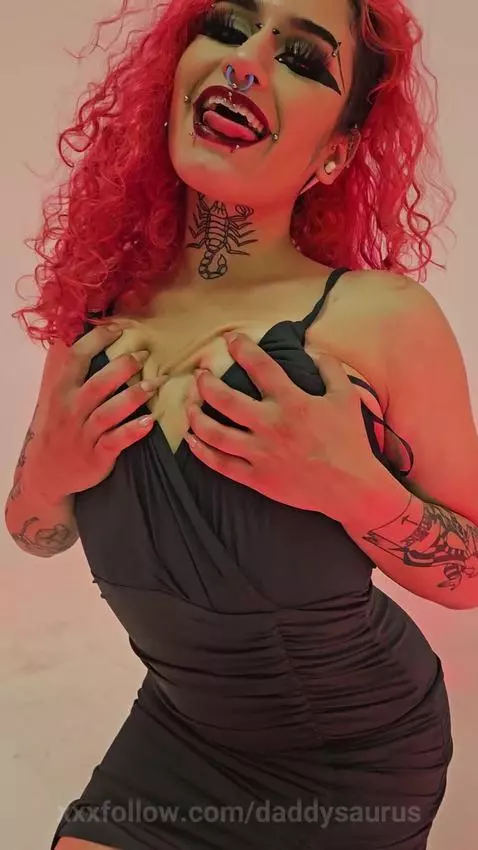 spicy goth red head by daddysaurus