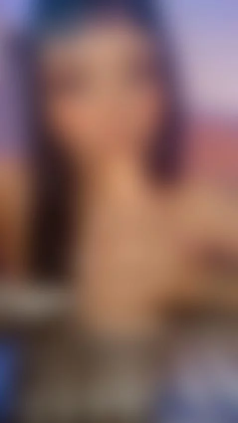 A wet kiss! ♥️💦💏 by naomiilee