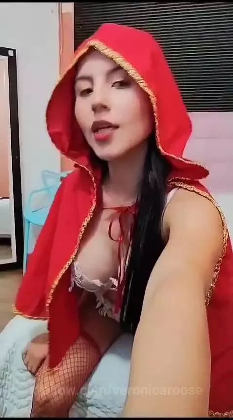 I'm alone, I hope the big bad wolf doesn't eat me 👀🔥 by veronicaroose