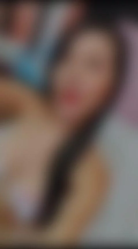 Dear do you want to see a little more? 👀🍒🔥 by veronicaroose