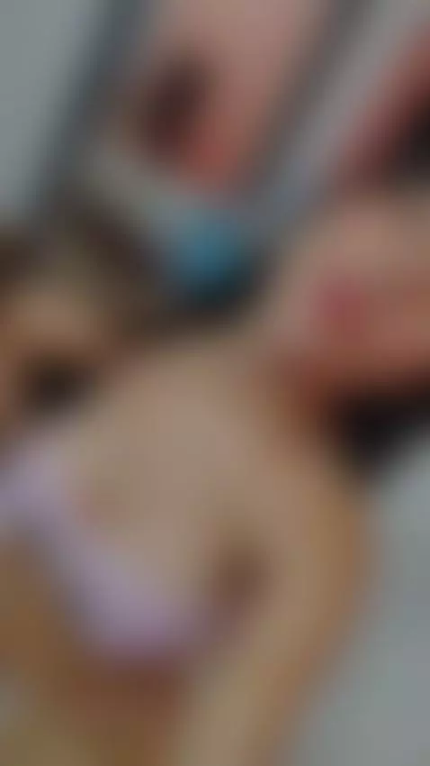 How do I like the pink color?🩷 by veronicaroose