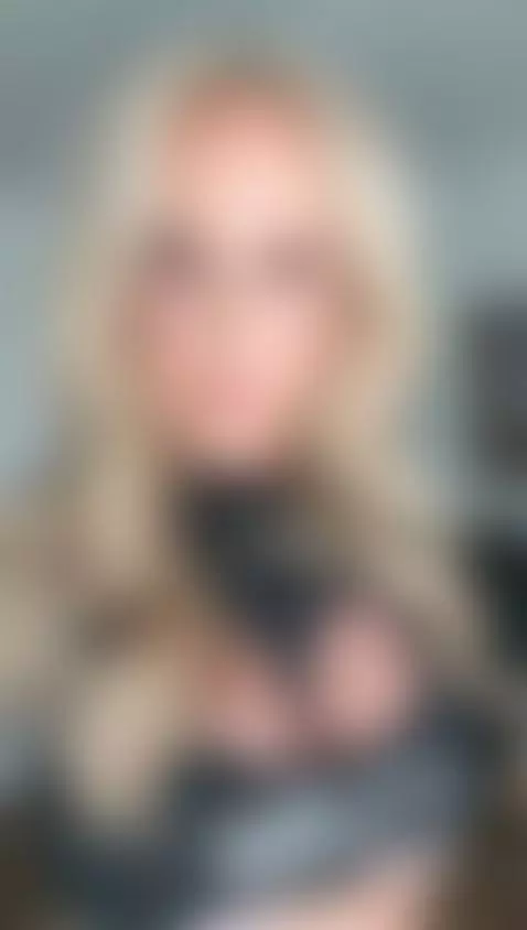 AVN SO FAR XOXO by brandi-love