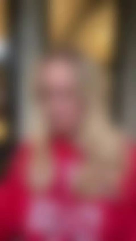 IT'S SEPTEMBER 1ST WHICH MEANS A NEW FAF WINNER....... by brandi-love