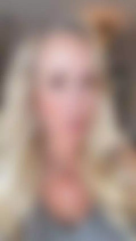 not long until my next fuck a fan pick - closing at 7pm est ... by brandi-love