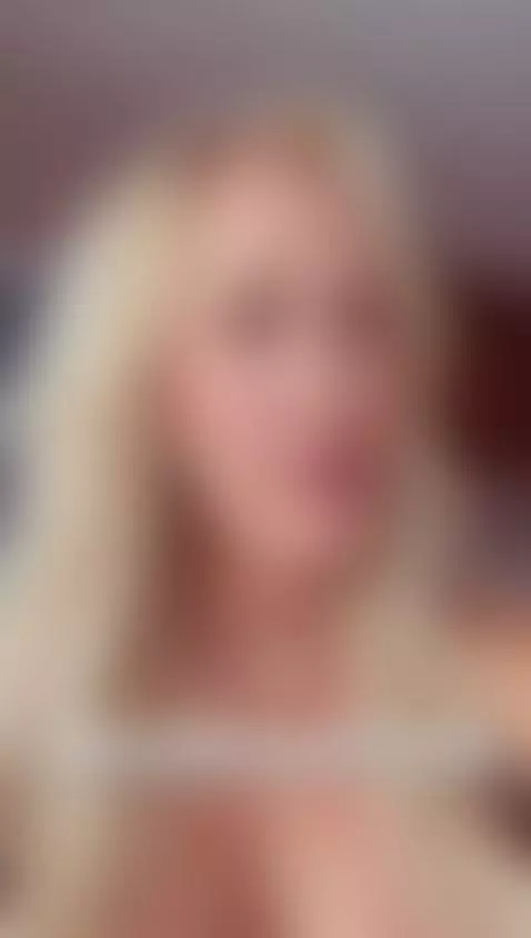 Y'all just 7 days away!! HERES HOW TO ENTER MY FUCK A FAN RA... by brandi-love