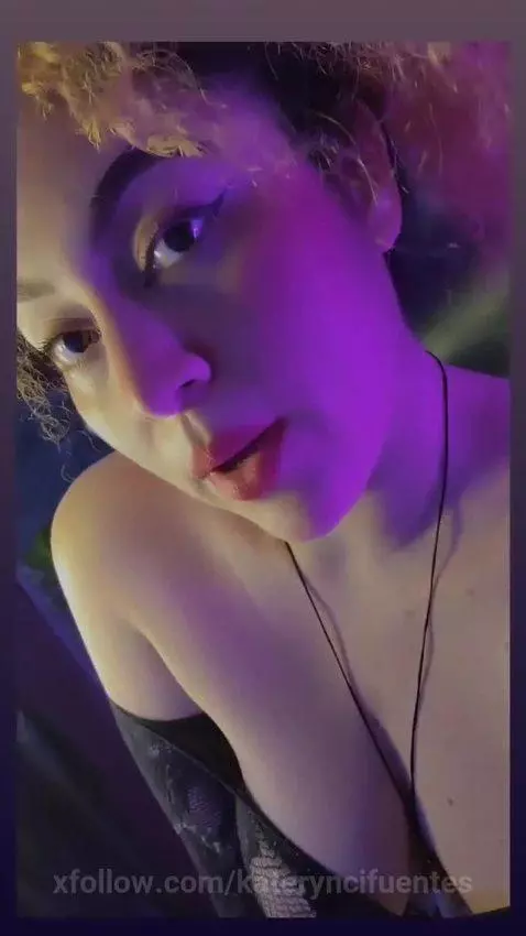 Happy friday, guys!! ON! by kateryncifuentes