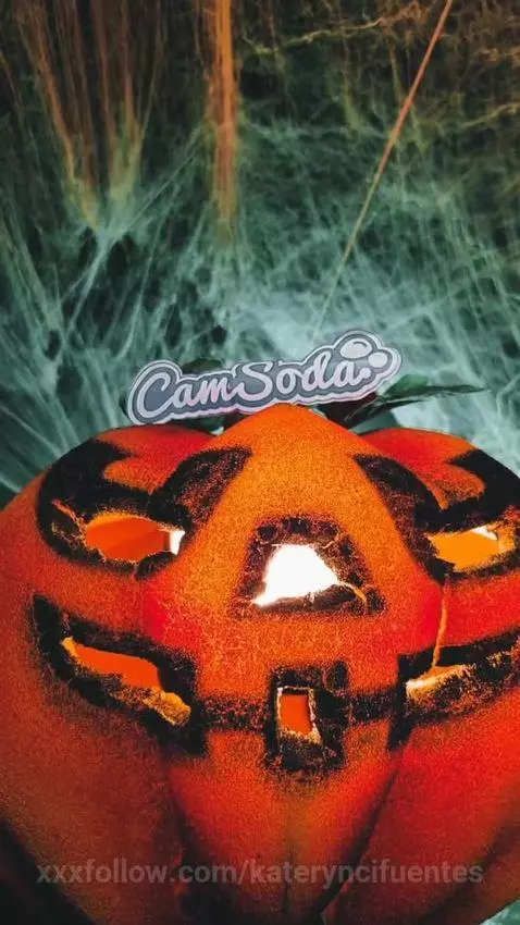 You let me accompany you. by kateryncifuentes