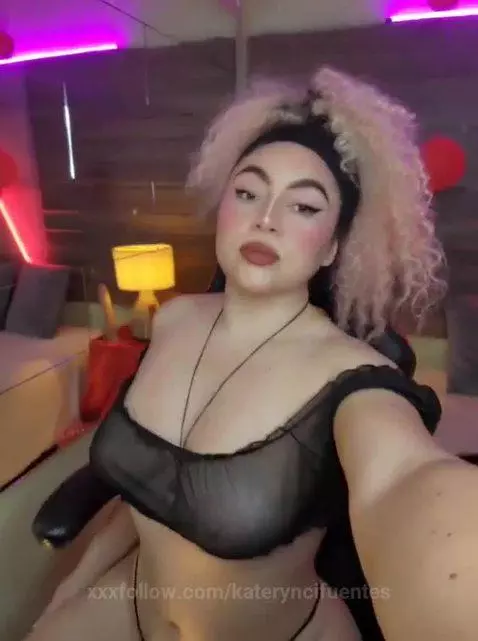 "¿Eres una obra de arte? Porque no puedo dejar de admirarte.... by kateryncifuentes