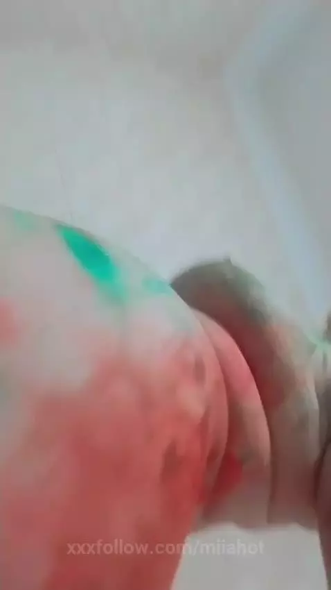 Do you like this work of art? by miiahot