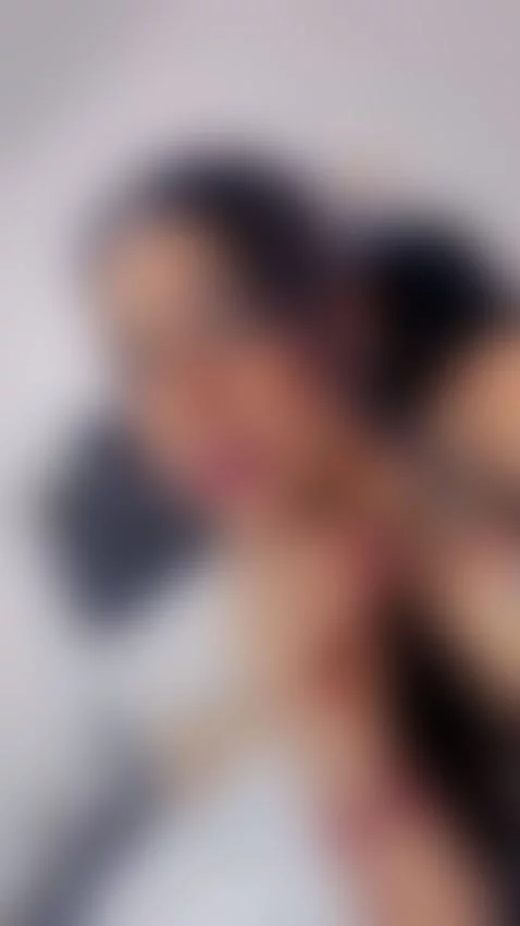 I want u in my room by alizehorny