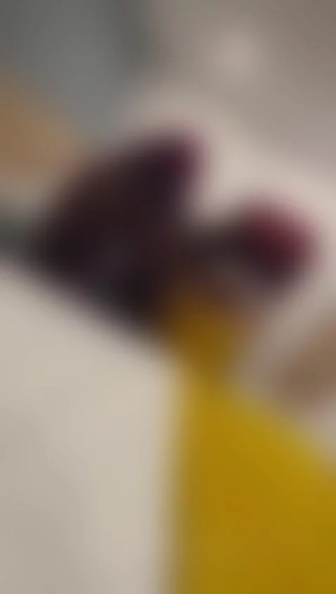 My friend also moves it rich.🍑🍑 by naomiking