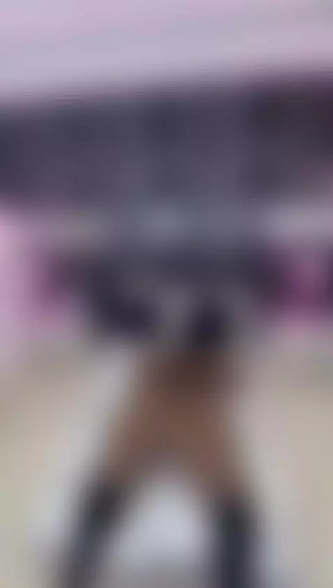 Make me wet with your best vibes ✨💦 by naomiking