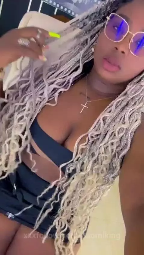 I am here, are u ready for me?! 🔥💦 by naomiking