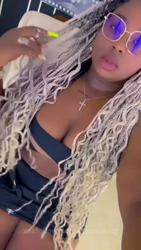 I am here, are u ready for me?! 🔥💦 by naomiking